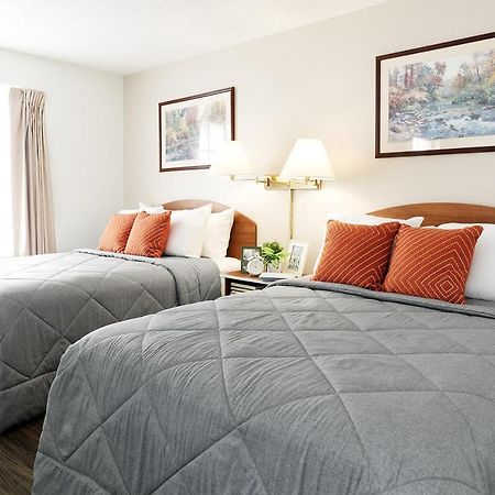 Intown Suites Extended Stay Lewisville Tx Valley View Dr Bagian luar foto